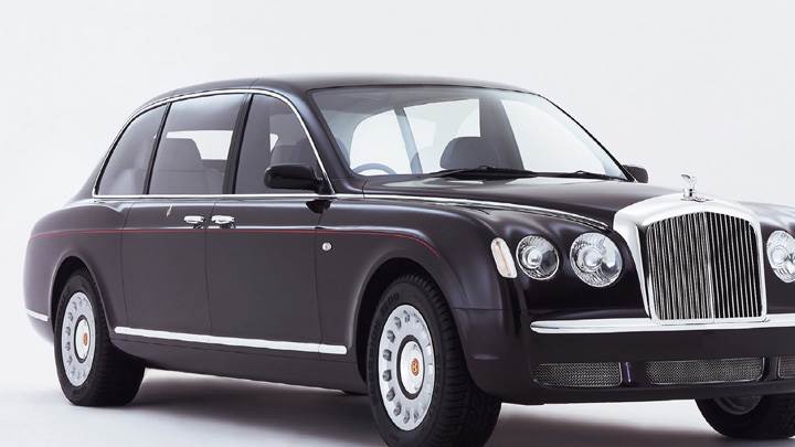 Side Front Pose Of 2001 Bentley State Limousine In Black